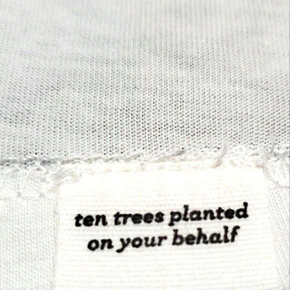 🎁Tentree MANU T-shirt, made from Recycled, Organic and Tencel🎁 - Picture 5 of 6